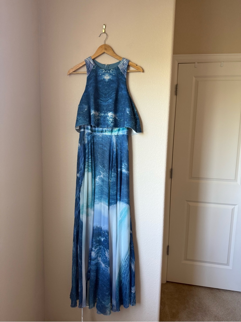 Theia Ocean Maxi Dress Size 8 - Picture 3 of 5